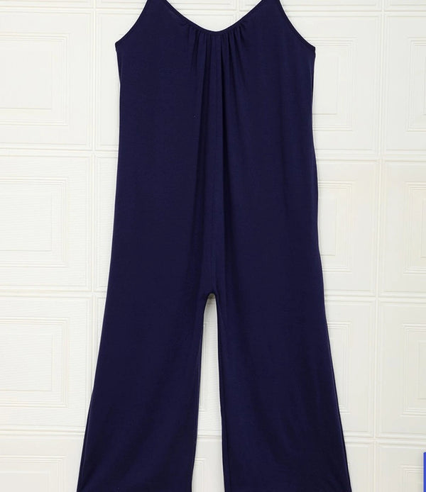 Luftiger Jumpsuit | Fließender Schnitt | Perfekt für Freizeit und Urlaub | Leichtes Material