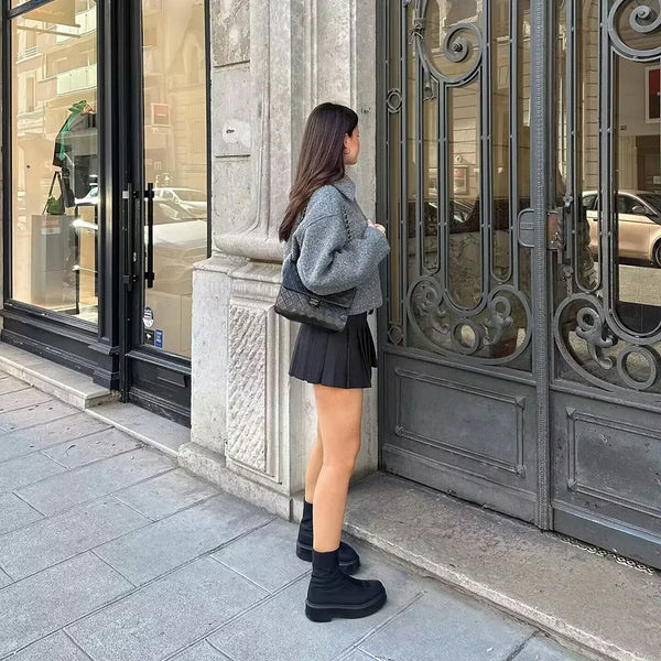 Kurze Wolljacke mit Reißverschluss | Elegant & Modern | Perfekt für Übergangszeiten