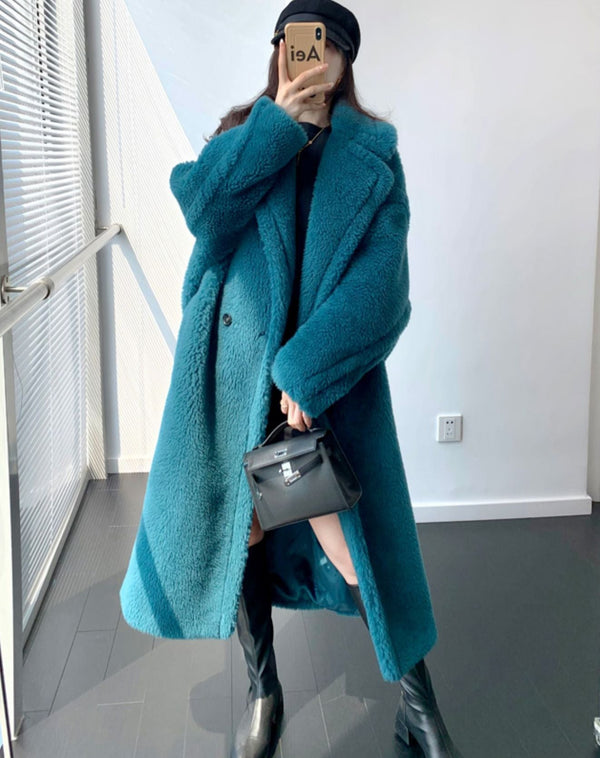 Langer Teddy-Mantel | Luxuriös & Kuschelig | Perfekt für kalte Wintertage