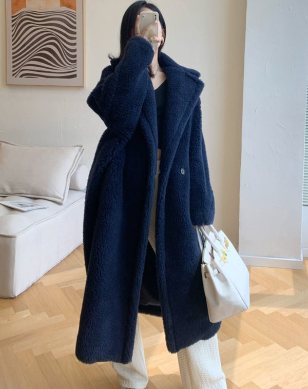 Langer Teddy-Mantel | Luxuriös & Kuschelig | Perfekt für kalte Wintertage