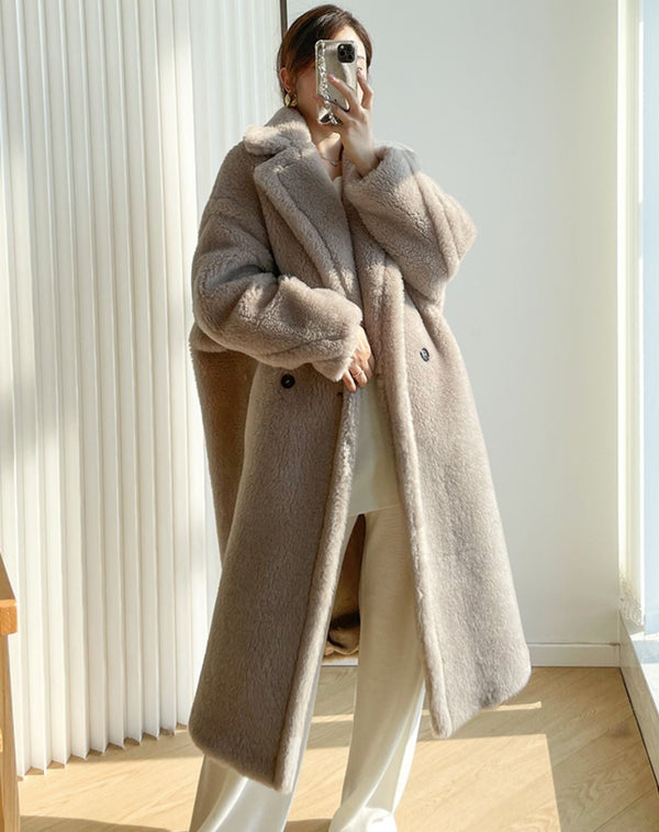 Langer Teddy-Mantel | Luxuriös & Kuschelig | Perfekt für kalte Wintertage