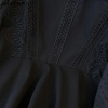 Bluse mit Spitze & Mesh-Details | Elegant Noir | Romantisch & Raffiniert