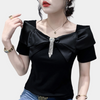 Carmen-Shirt mit Broschen-Detail | Glam Chic | Elegant & Feminin