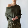 Asymmetrischer Pullover mit Off-Shoulder-Design | Femininer Stil | Perfekt für Freizeit und Abendlooks