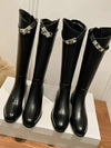 Reitstiefel mit Schmetterlingsdetail | Klassisch & Feminin | Perfekt für Herbst und Winter