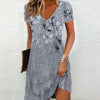 Kurzkleid mit Blumenprint | V-Ausschnitt & Wickelsaum | Sommer & Ausgehen | Elastischer Stoffmix